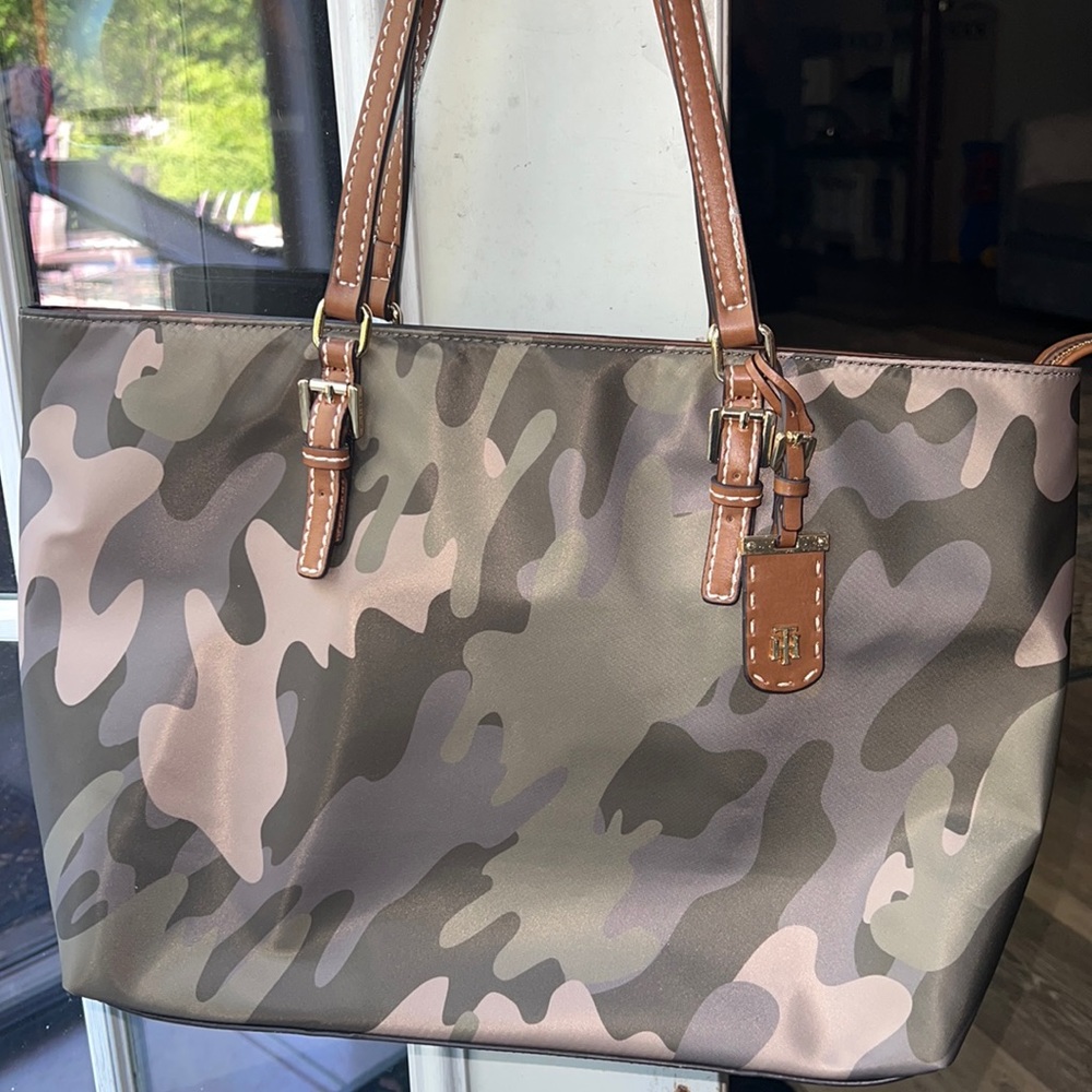 Tommy Hilfiger Bag